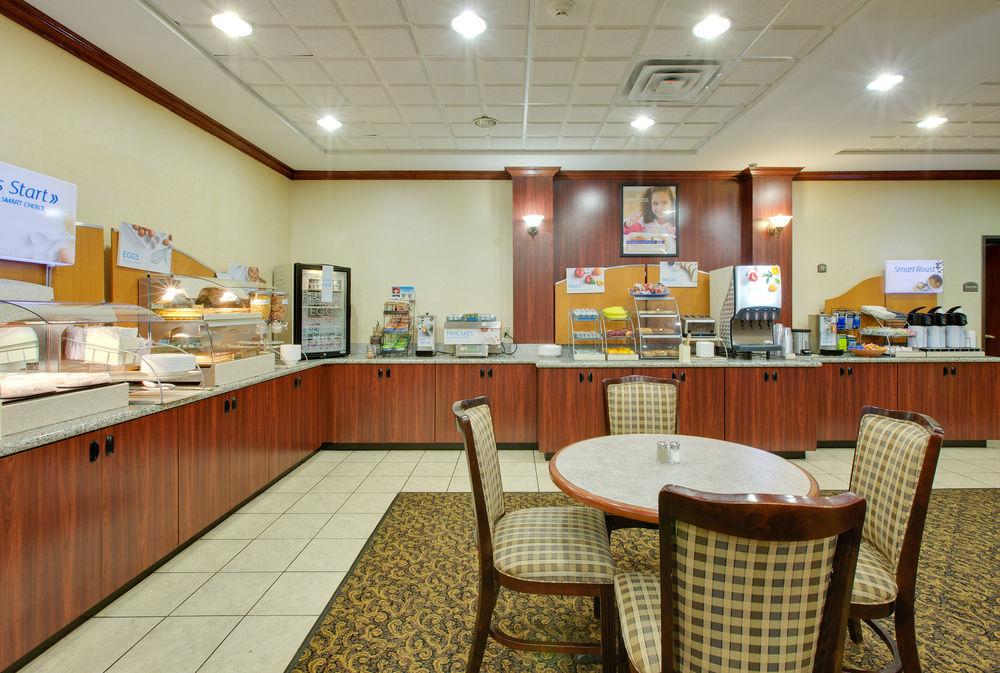 Holiday Inn Express Hotel & Suites Abilene Mall South By Ihg Екстериор снимка