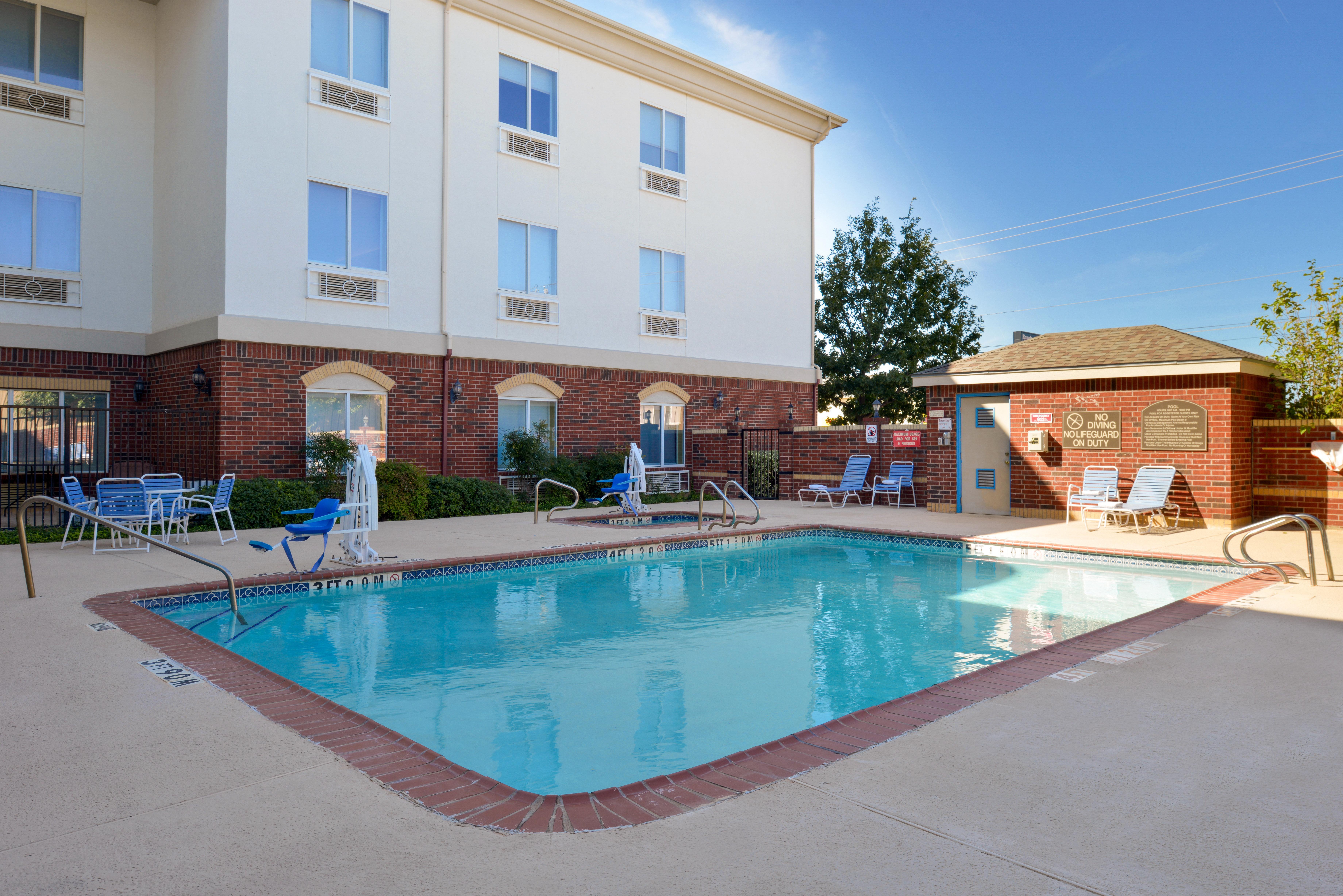 Holiday Inn Express Hotel & Suites Abilene Mall South By Ihg Екстериор снимка