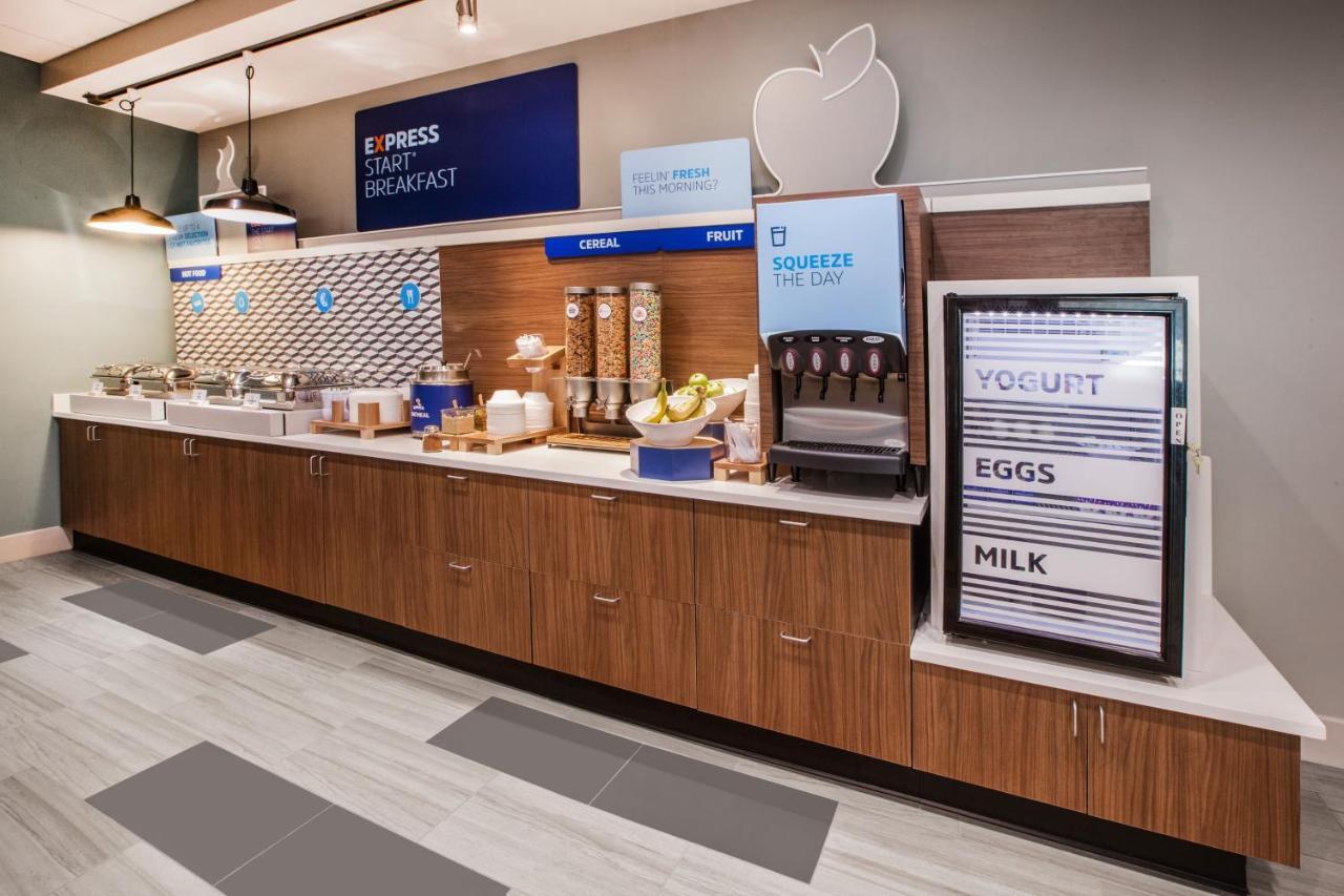 Holiday Inn Express Hotel & Suites Abilene Mall South By Ihg Екстериор снимка
